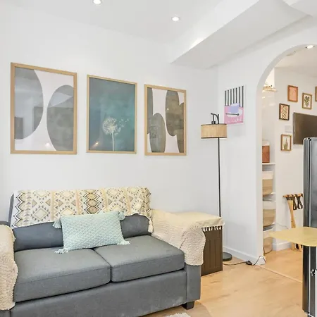 Dreamy Centre Retreat - Ideal For Couples - Pass The Keys Leeds